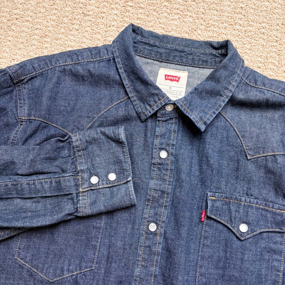 Levis‎ Mens XL Denim Western Shirt Dark Wash Pearl Snap Long Sleeve